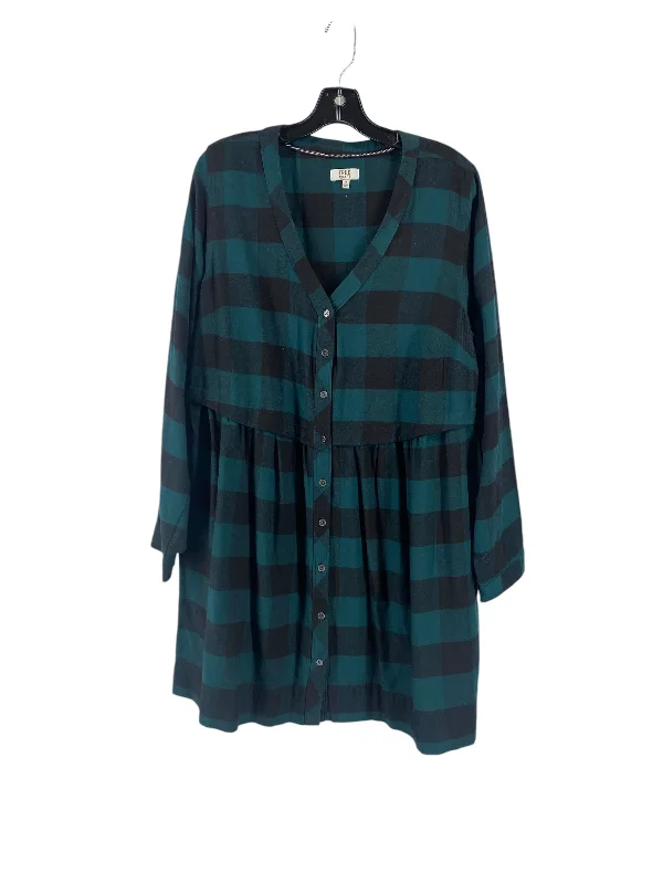 Buy Now Dress Casual Short By True Craft In Black & Green, Size: 1x
