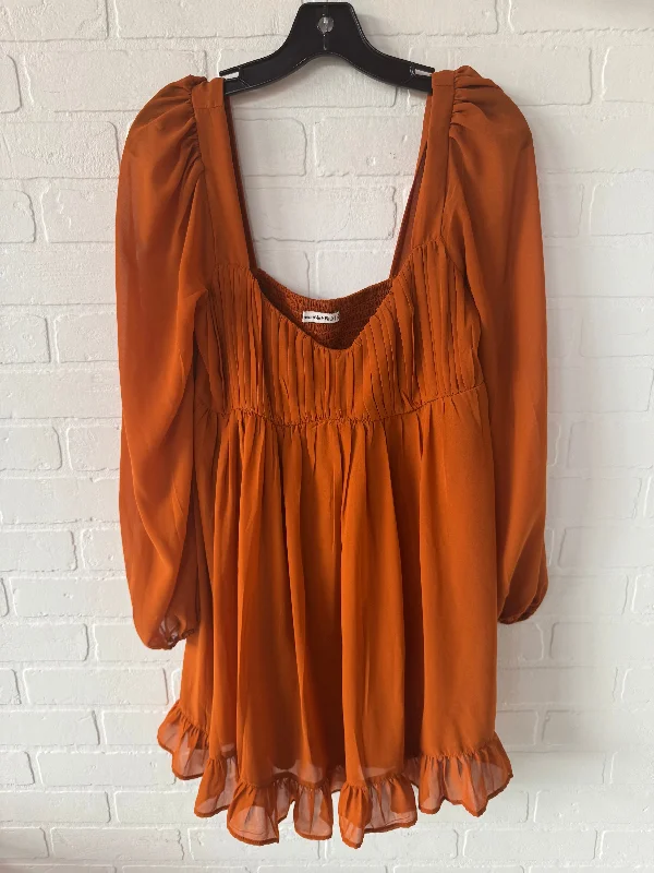 Lowest Price Dress Casual Short By Abercrombie And Fitch In Orange, Size: M