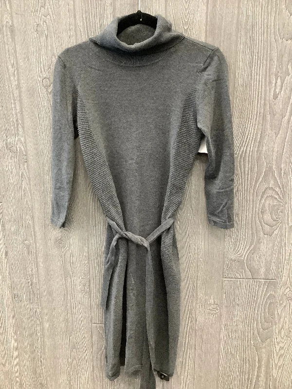 Unmissable Offer Dress Casual Midi By Ann Taylor In Grey, Size: S