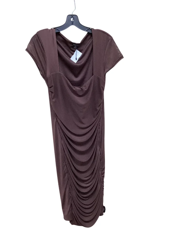 Markdowns Dress Casual Short By Boohoo Boutique In Brown, Size: L