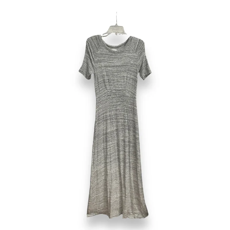 Limited Quantity Dress Casual Maxi By Lou And Grey In Grey, Size: S