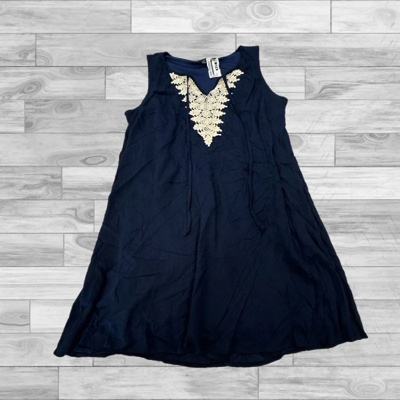 While Supplies Last Navy Dress Casual Short Naif, Size M