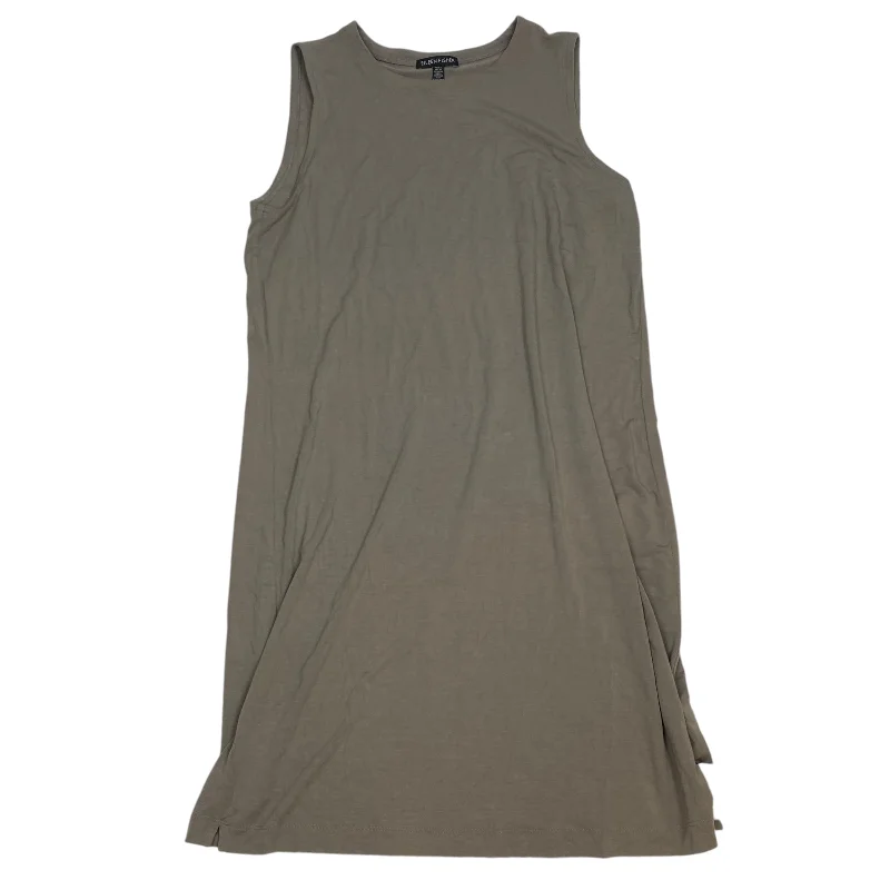 Massive Deals Dress Casual Short By Eileen Fisher In Taupe, Size: S