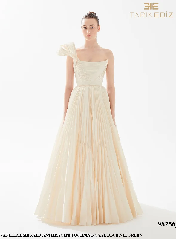 Price Drop TARIK EDIZ 98256 Dress