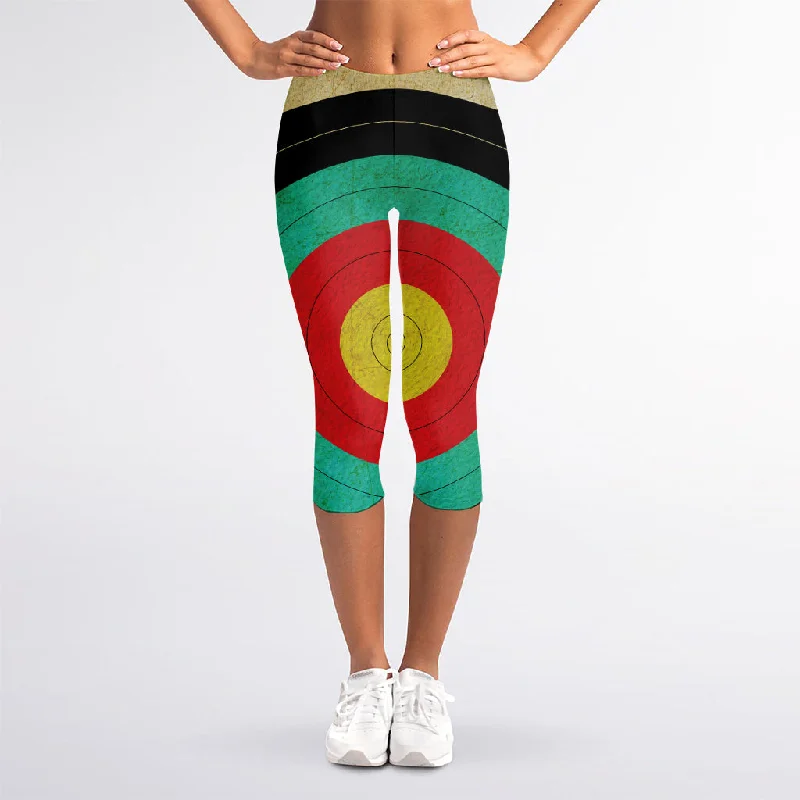 Price Break Grunge Bullseye Target Print Women's Capri Leggings