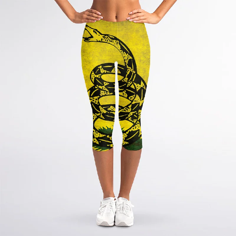 Early Access Grunge Gadsden Flag Print Women's Capri Leggings