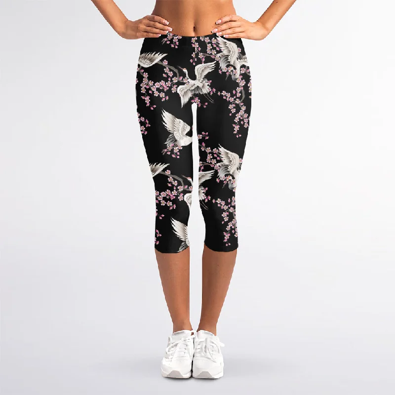 Deal Frenzy Japanese Crane Bird Pattern Print Women's Capri Leggings