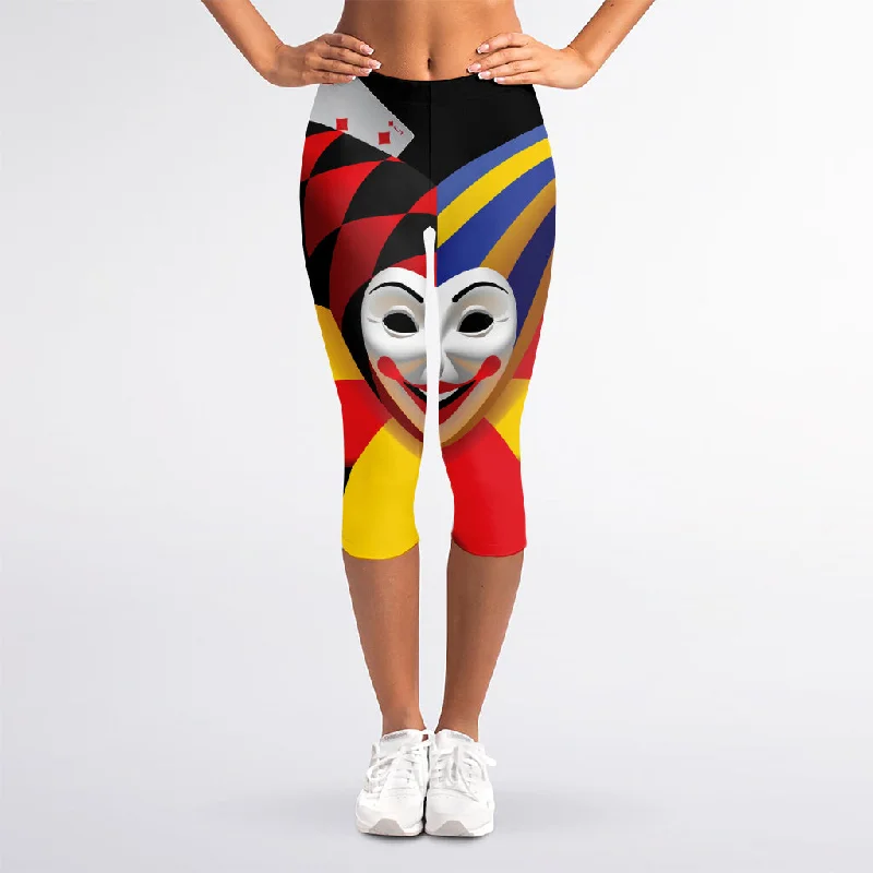 Best Deals Joker And Playing Cards Print Women's Capri Leggings