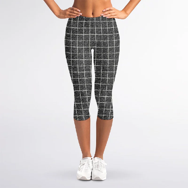 Bonus Savings Noisy Windowpane Pattern Print Women's Capri Leggings