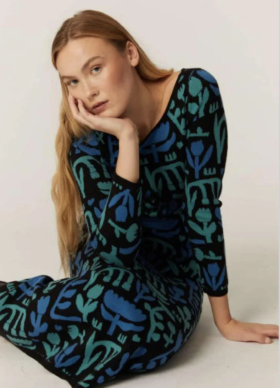 Savings Alert Abstract Tulip Sweater Dress