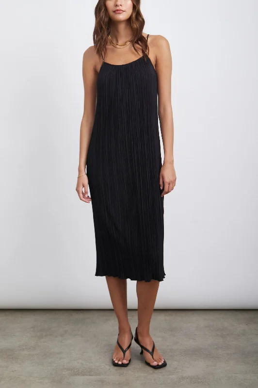 Instant Discount AMI DRESS - BLACK