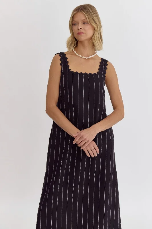 Deal Alert Boutique Chic Black Midi Dress