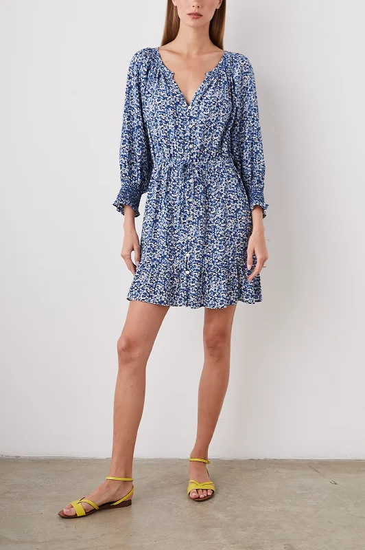 Can't Be Beat ELIZA DRESS - ICE CHRYSANTHEMUM