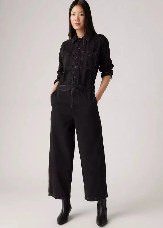Best Bargains Levi's Iconic Jumpsuit - Capturing Moments